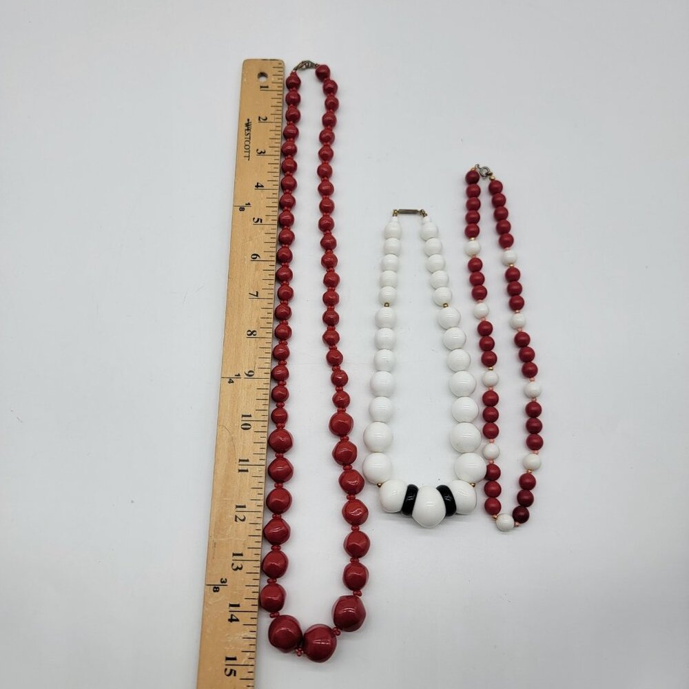 LOT OF 3 SINGLE STRAND BEADED NECKLACES MULTI COLORED BEADS - Picture 8 of 10